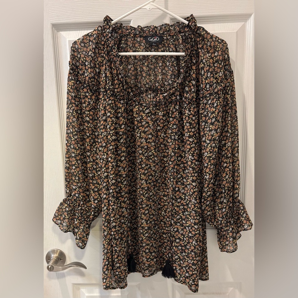 GigiO  Women's‎ Black and Brown Floral Blouse